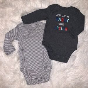 Set of 2 long sleeve baby onesies